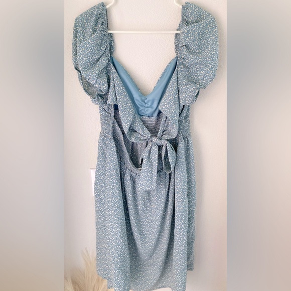 🩵fashion Q floral dress🩵 - Picture 2 of 2